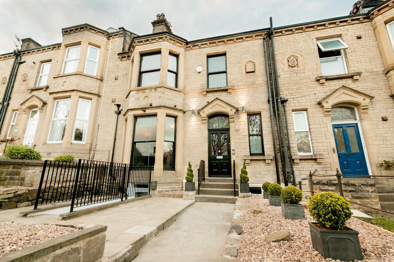 Townhouse No 12 Hotel Huddersfield Bagian luar foto